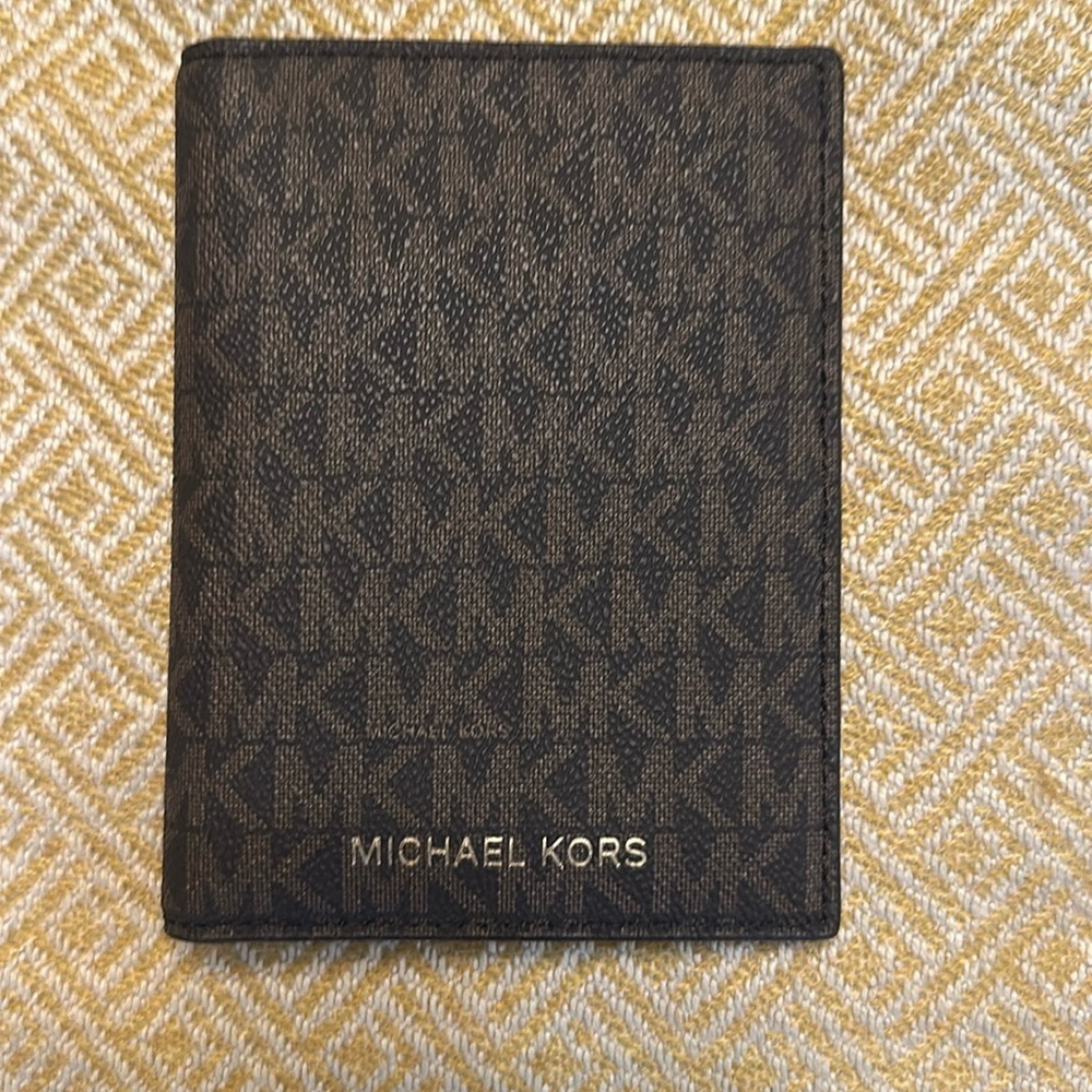Michael Kors wallet